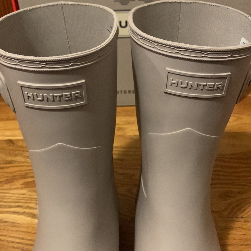 Hunter boots! - Picture 6 of 9